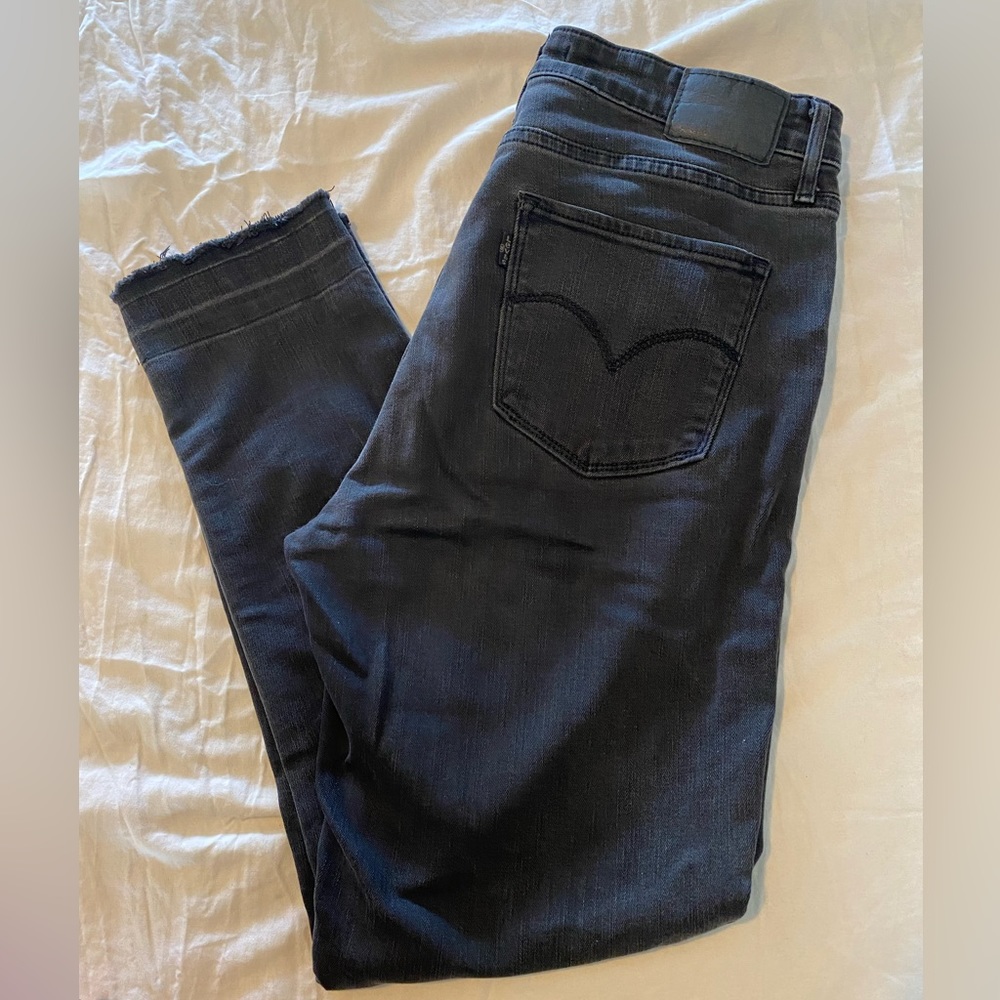 Levi’s 721 High Rise Skinny Jeans